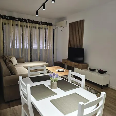 Tirana 公寓 *