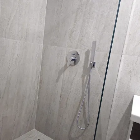 Appartement Tirana *